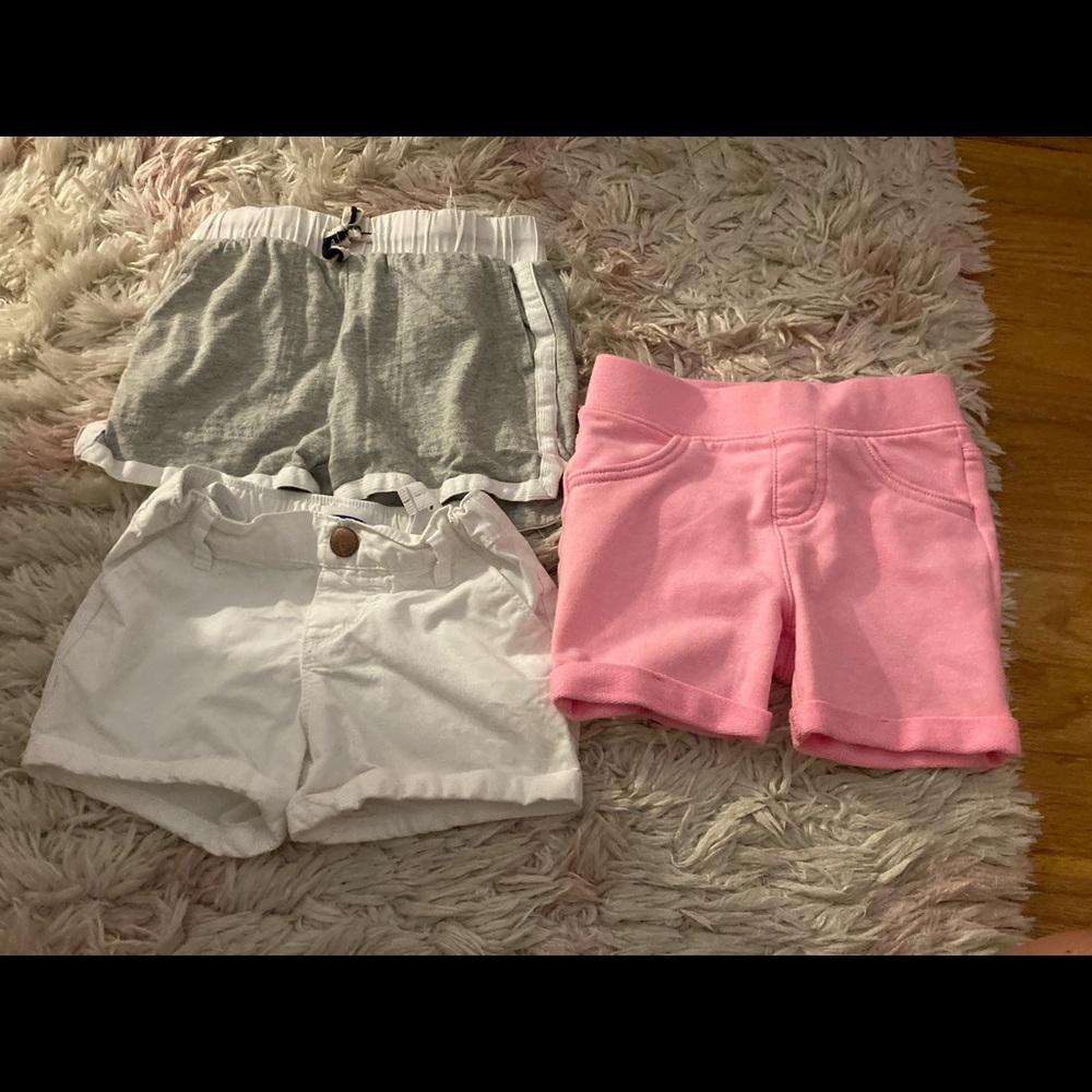 Bundle of shorts